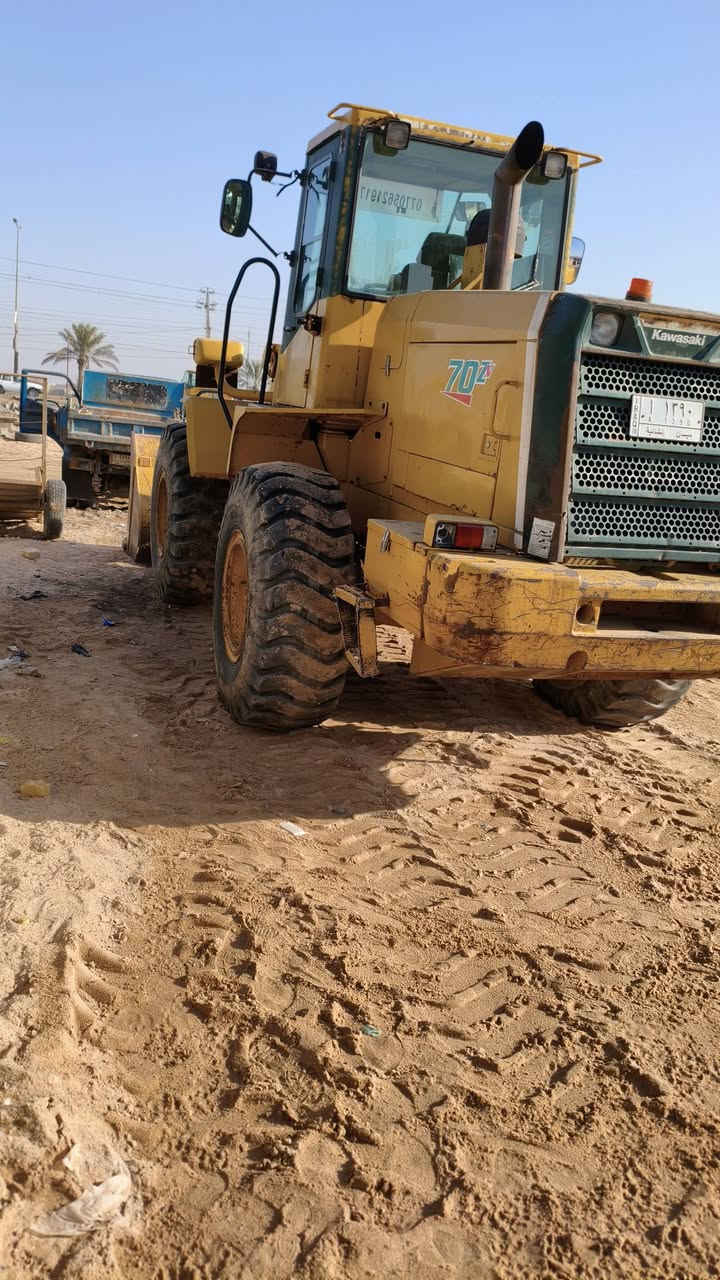 شفل للبيع حجم 70وارد امريكي شفل جديد محرك بلادي كير بلادي برغي مامفتوح بي تبريد شغال  جاهز للعمل مديل 2006اصل تخم تاير جديد رقم ميسان للاستفسار ***********-***********
