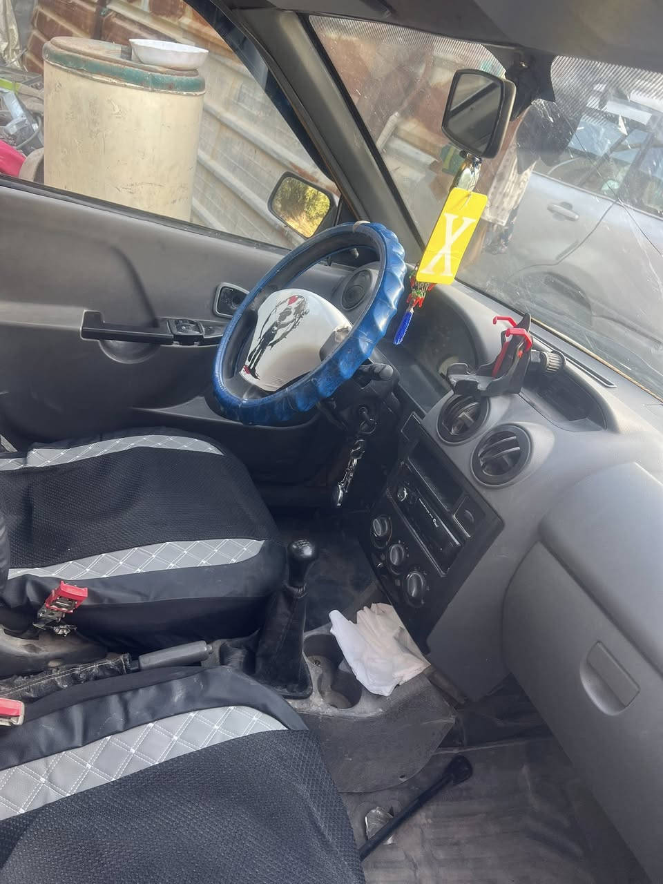 السلام عليكم سايبا 2012 للبيع  بغداد
السعر 25ورقة
***********
