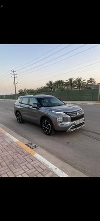 🚘 للبيع | ميتسوبيشي أوتلاندر SE Plus موديل 2024 سيارة بحالة ممتازة جدً...