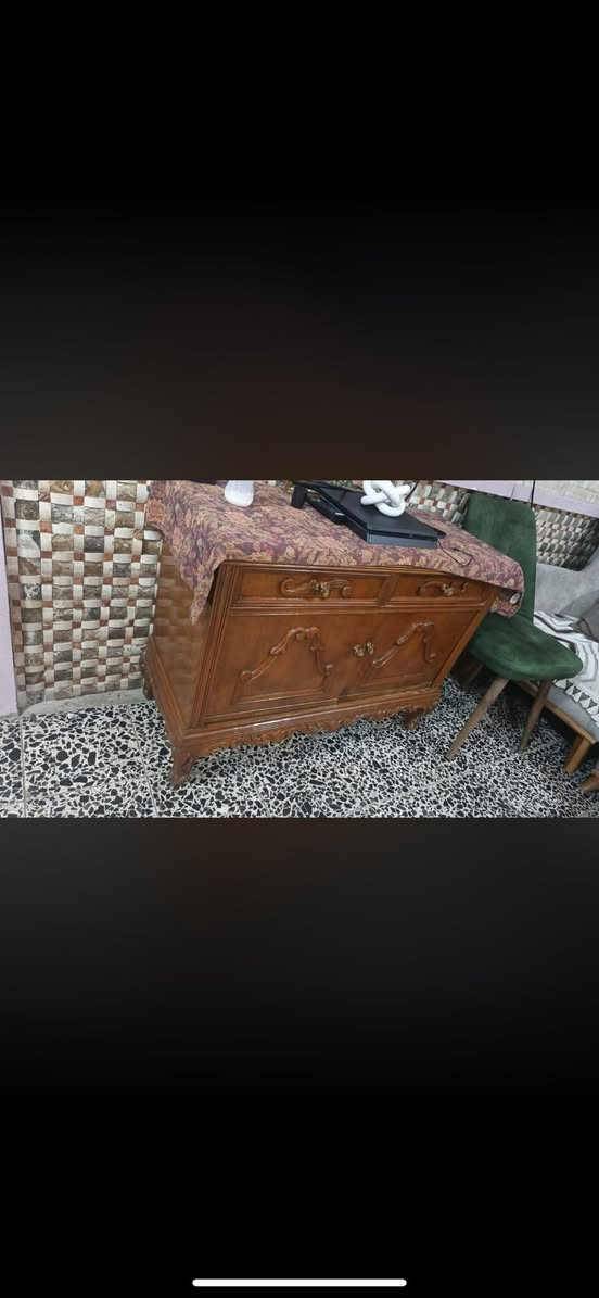 غرفة نوم. صاج انتيكا نظيفةكولش اي ضرررر مابيها.
مكان بغداد الجديدة بغداد


**إذا كنت صاحب هذا الإعلان وتريد حذفه لأي سبب، رجاءا أرسل رسالة إلى الدعم الفني**
