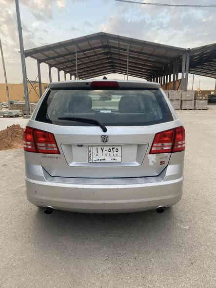 سلام عليكم ورحمه السياره للبيع ملاحضه اني مكلف بل النشر لاتصال ع الرقم رجاء   
دوج جورني مديل ٢٠٠٩ كفاله ضربه وصبغ وتبديل لسياره كلين فول موصفات مكينه ٦ سلندر ٣٥٠ بصمه فتحه  ٧ راكب السياره جاهزه وكلها بلاد لا جطل ولا ملعوب بيها 
رقم بغداد مشروع وطني مكان لسياره لنجف لاشرف لسعر ١٠٣ وبيها مجال   ***********
