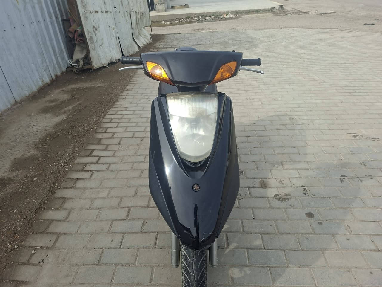 سلام عليكم دراجه اللبيع بريز اخت الجديده مال رمبه مكان بغداد السعر ٥٥٠ شراي يتصل ***********
