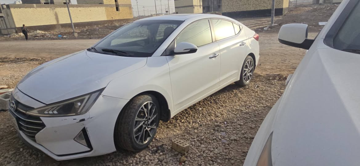 السلام عليكم النترا ٢٠  خليجي فول مواصفات  فتحه بصمه حساسات اماميه خلفيه اشاير بالمري مري شفط
مكينه الفين دوش. ماشيه ١٠٣رقم انكليزي اربيل هزه جديده  السيارة بيها باب مبدل وبارد بالبنيد كد شبر 

مكانها الديوانية 

*********** ديوانية, القادسية
