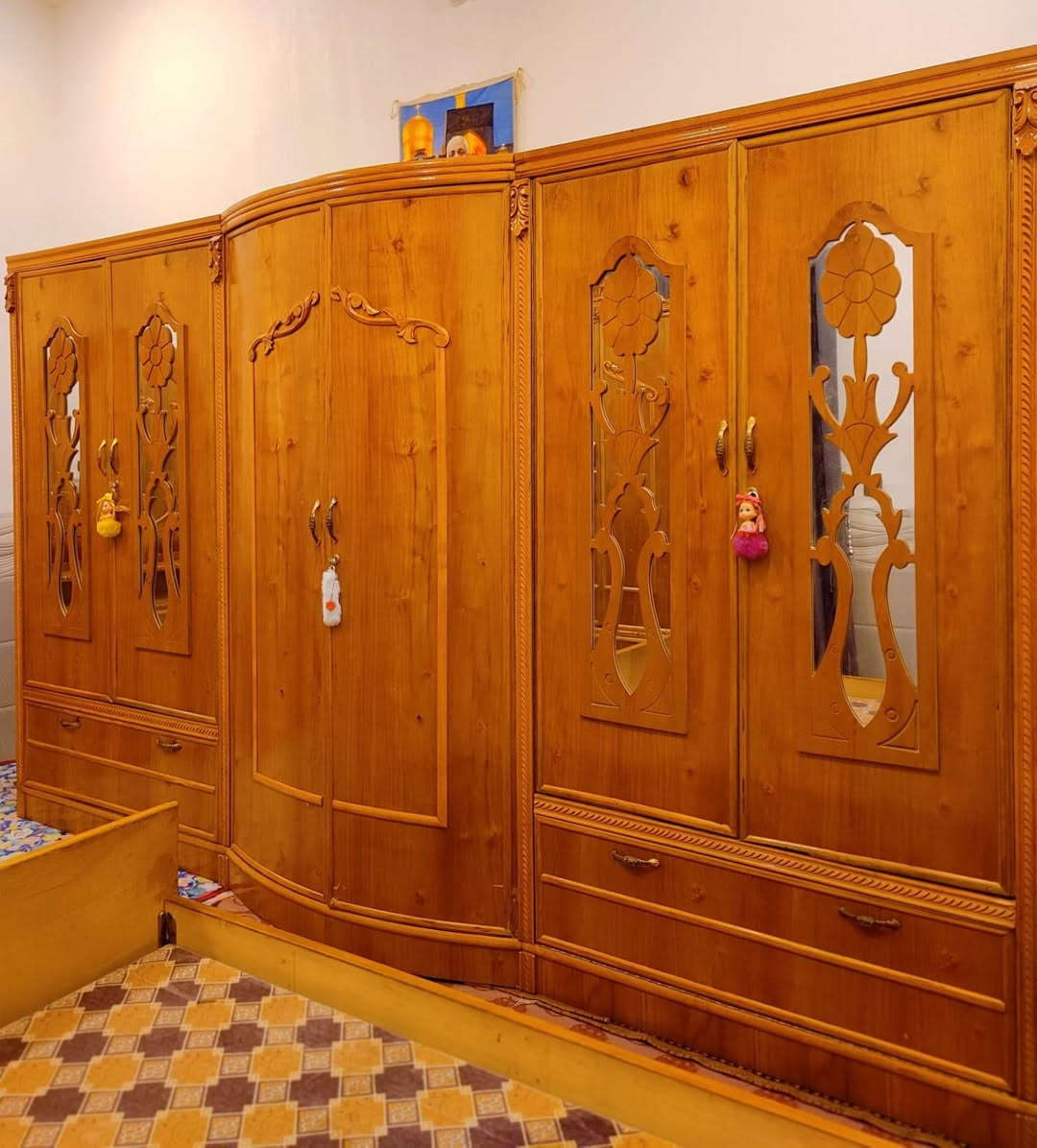 غرفه للبيع تسكام ام السته مع زاويه كنتوريه ضخمه نجاره داخل وخارج صاج عراقي نقش زان دنك زان جديده كلش العنوان ديوانيه حي العسكري صدر الثاني قرب المستوصف السعر للاتصال على الرقم ***********
وتساب
