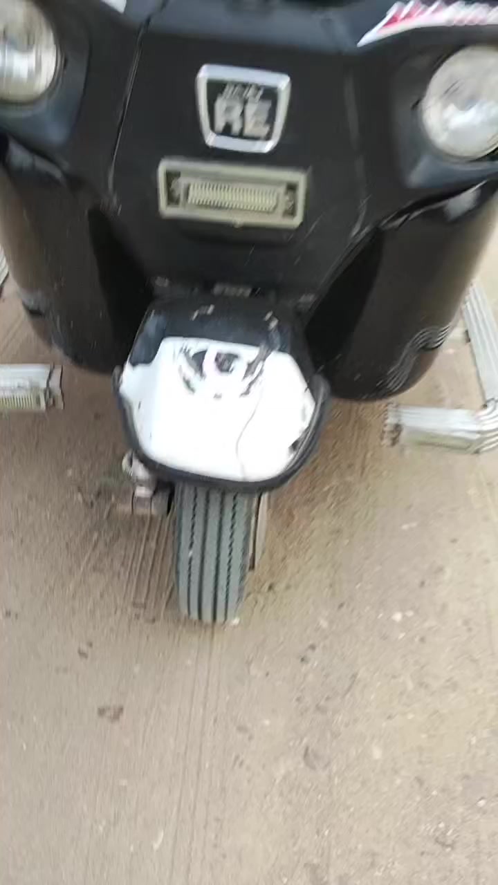 توك توك 2022 زيرو موتور زيرو فوق وتحت ما فيش جرام بوهيه فاتوره للتواصل 01116055697


**إذا كنت صاحب هذا الإعلان وتريد حذفه لأي سبب، رجاءا أرسل رسالة إلى الدعم الفني**