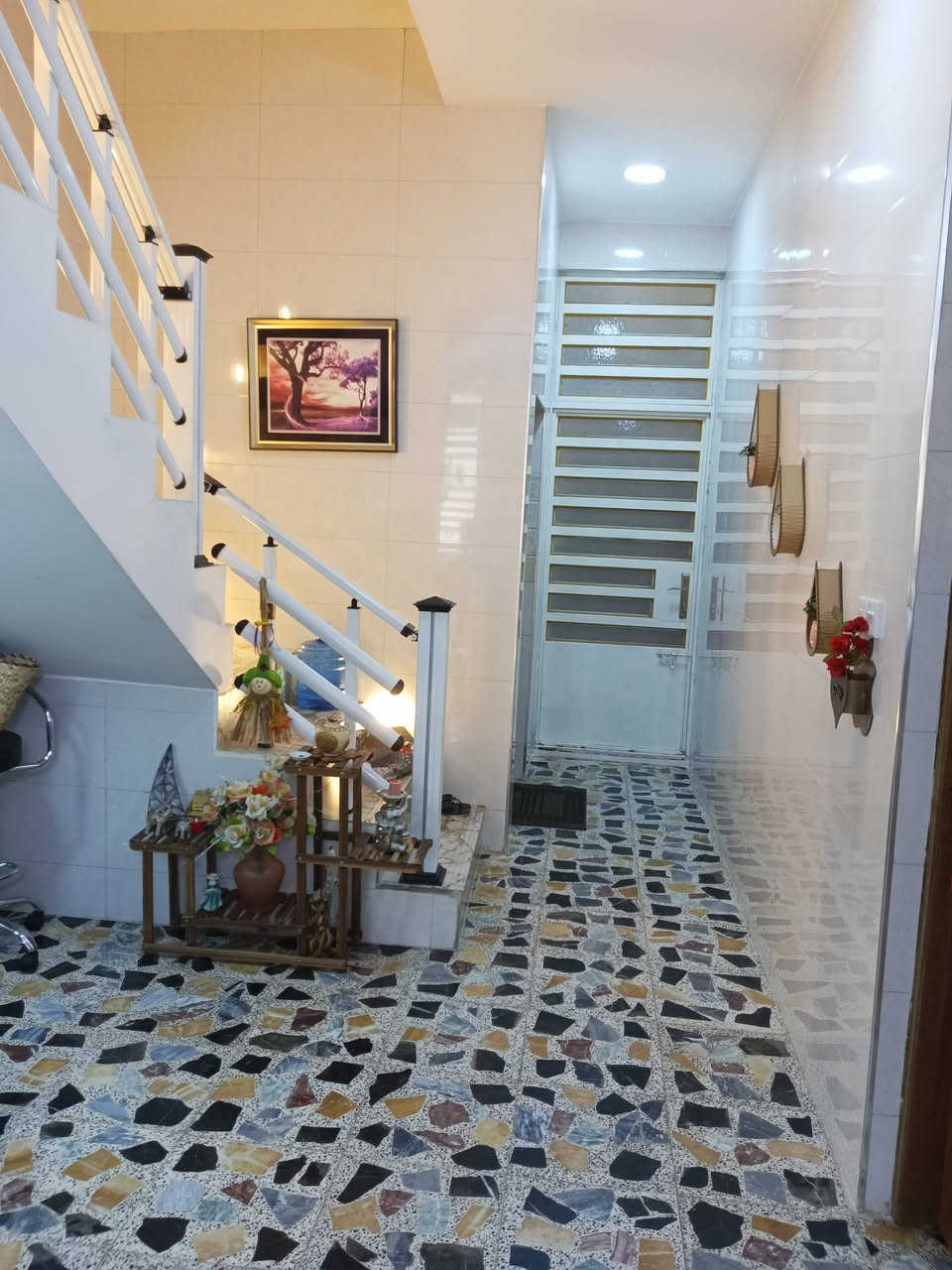 دار للبيع منطقه زعفرانيه زهور زعفرانيه زراعي ناظم الطيب للاستفسار ***********
