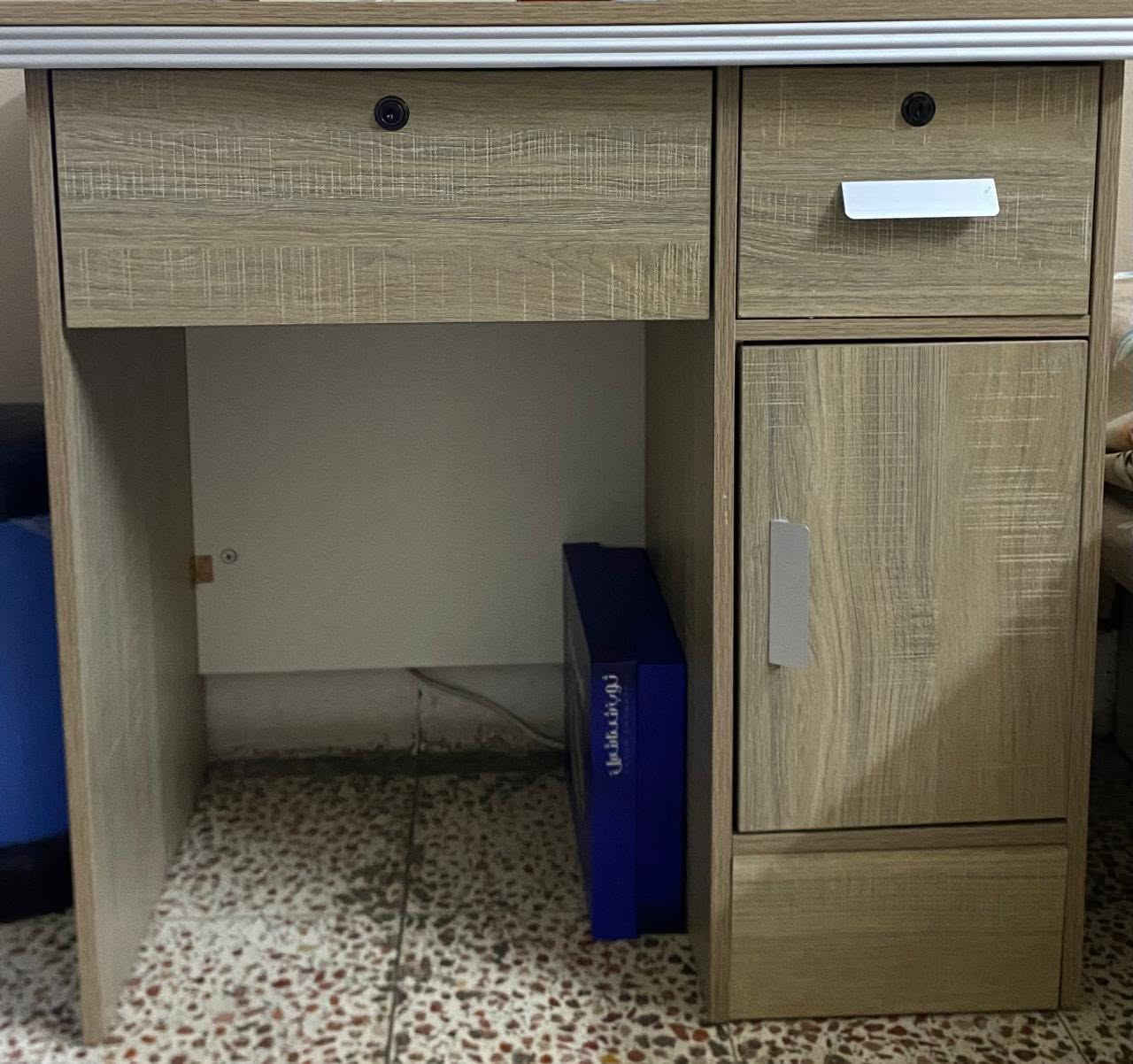 ميز للبيع نظيف مستعمل شهرين
ارتفاع ٧٦ سم
عرض ٨٠
السعر ٧٥ الف
بغداد الرصافة


**إذا كنت صاحب هذا الإعلان وتريد حذفه لأي سبب، رجاءا أرسل رسالة إلى الدعم الفني**