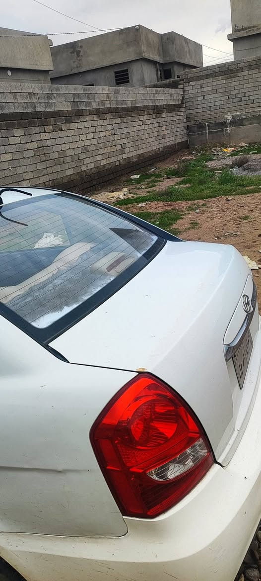 سلام عليكم 
تراهم مقدمه ازينه او مراوس
اكسنت للبيع موديل 2011فو اتماتيك 
كير محرك شرط والتحويل شرط 
هاتف ‏‪0773 418 3493‬‏
