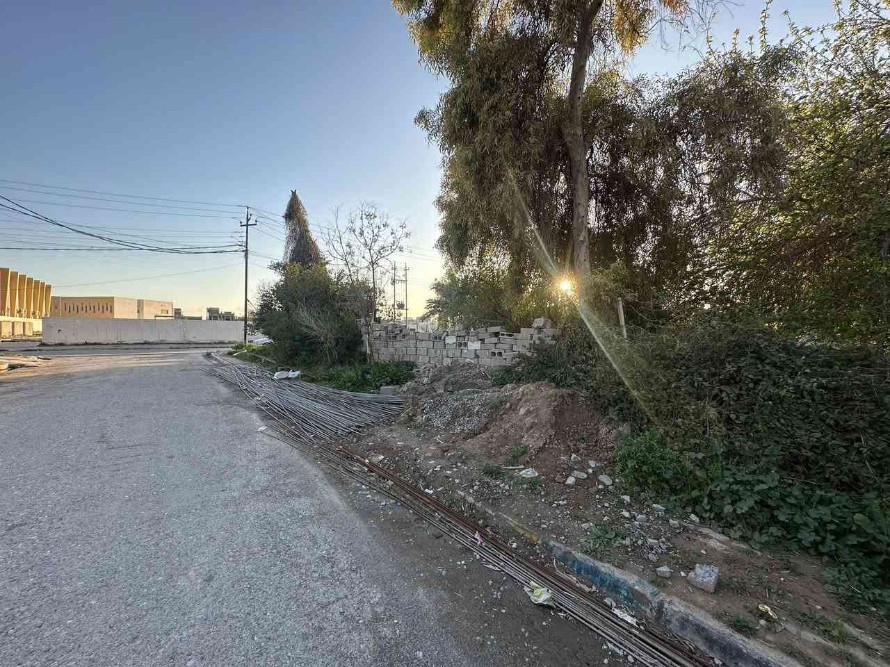 هيكلين للبيع مقابيل حديقة مساحة الهيكل الواحد 130 متر خريطة ممتازة وجديدة وفيها اجازة بناء طابو ملك صرف في الاسرى مفقودين خلف دائرة الكهرباء 
( علما يفيد الاخوة الي يسحبون اسكان هم كلشي جاهز  لتقديم المعامله والبناء )
***********
