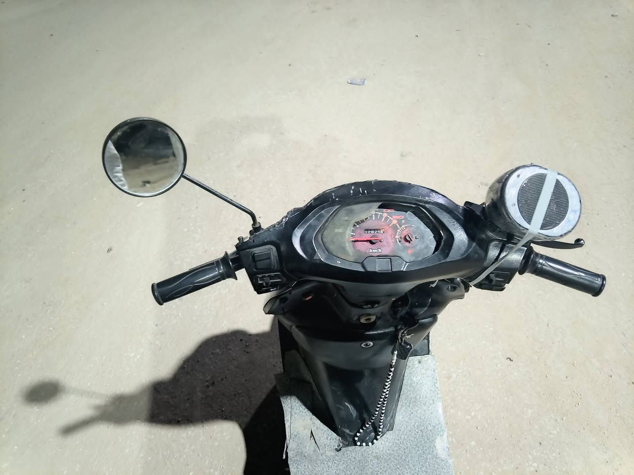 السلام عليكم اي شخص يريد دراجه تودي شغله وترجعه نعم موجوده دراجه سبايسي للبيع في النجف الاشرف مكان الكوفه علوه الفحم دراجه ياباني مقفوله من الشاصي والمكينه والسرقه واللي يريد السعر خاص في هذا رقمي ***********
