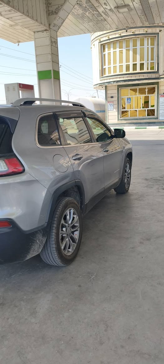 جيب ٢٠١٩ للبيع حادثة بنيد السعر ١٣٠ 
***********
