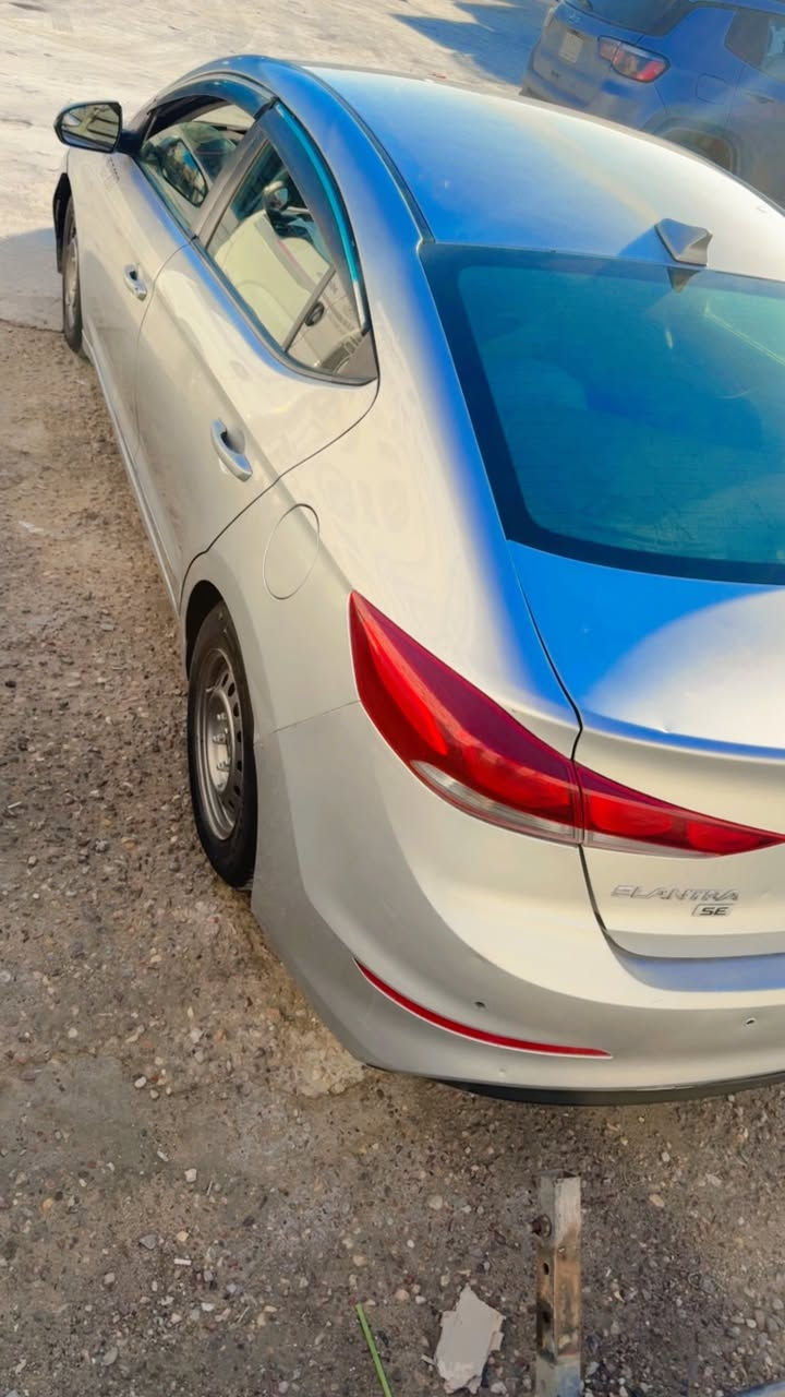 السلام عليكم النترا ٢٠١٧ امريكي رقم ذي قار تحويل مباشر
المحرك دوش ٢٠٠٠ جديد وكير وحدادية جاهزات 
الضرر فقط بنيد 
السعر١١٨
المكان ذي قار
للتواصل ***********
