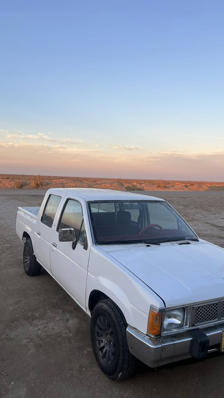 السلام عليكم
بيكم نيسان موديل 1991
سياره مكفوله كير واكسن مكينه 2400 جاهزه
حداديه جديده 
تخم تايرات جدد 
سياره معمره بس لكاط خياس ومصبوغه عام
رقم ذي قار سنويه جاهزه ل 2027
السعر 45 وبيها مجال
مكان السياره ناصريه 
***********
