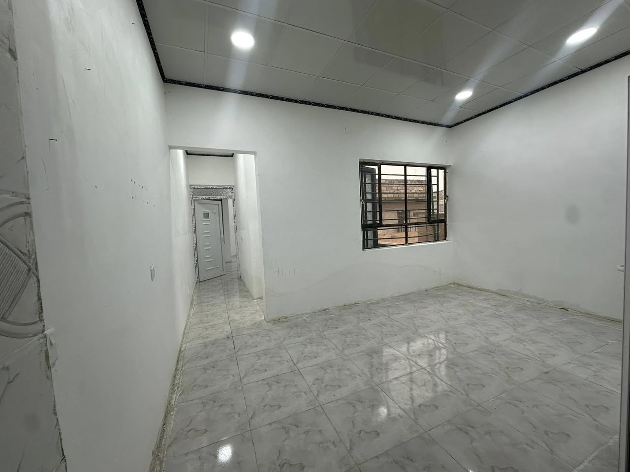 شقه للايجار ١٠٠متر  زيرو بناء ٢٠٢٦ حي سومر تقاطع الاول قرب مجمع مدارس سومر والاقصى ولبنان بدون دلاليه بدون اجور ماء وكهرباء *********** واتس +اتصال +ماسنجر
