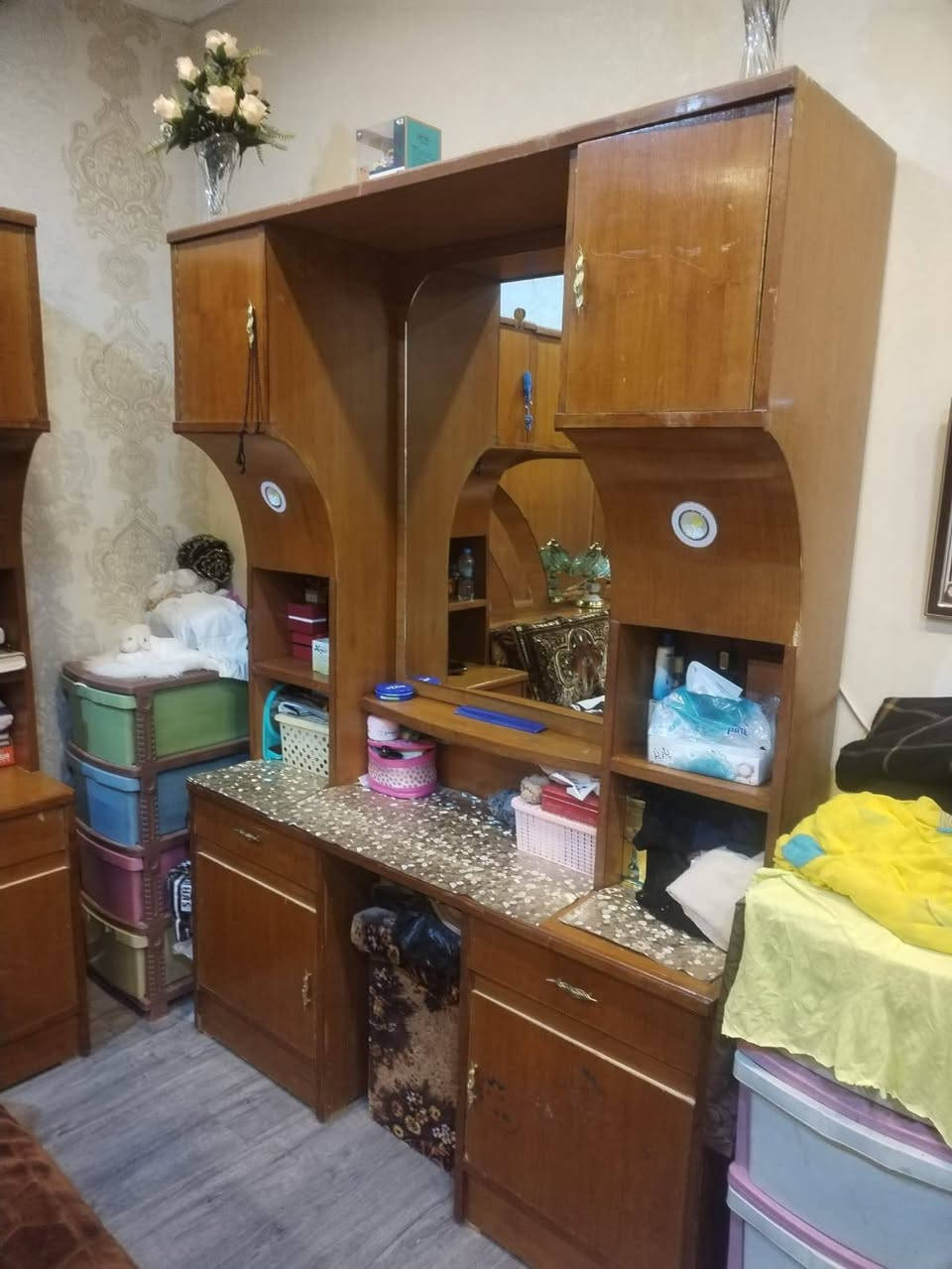 السلام عليكم.. غرفة صاج أصلية كاملة للبيع.. لمعرفة التفاصيل التواصل مع الرقم :***********
