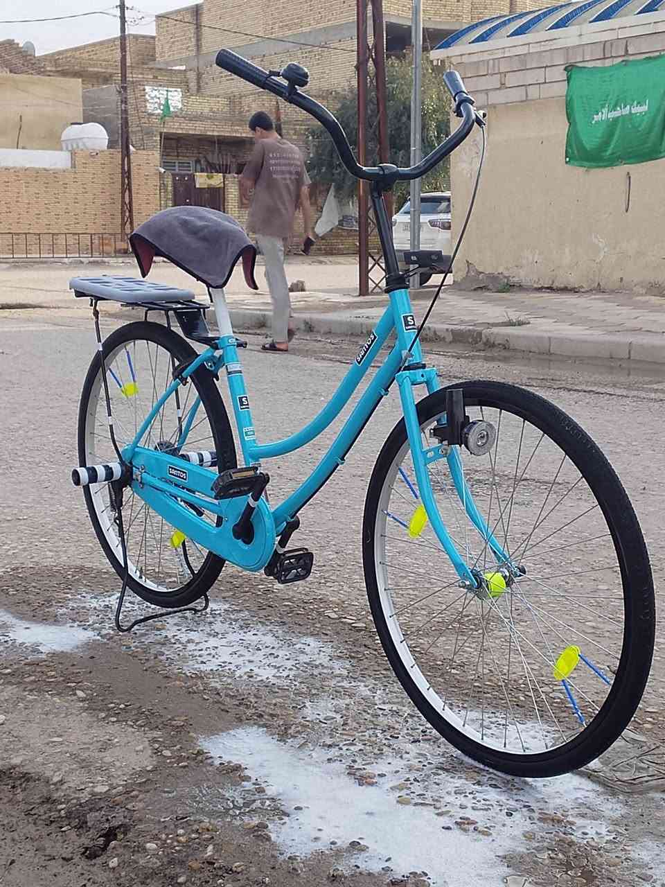 سلام عليكم شباب بيسكل للبيع كامل أغراضه موديل 2020السعر140 العنوان حي الثوره ***********
