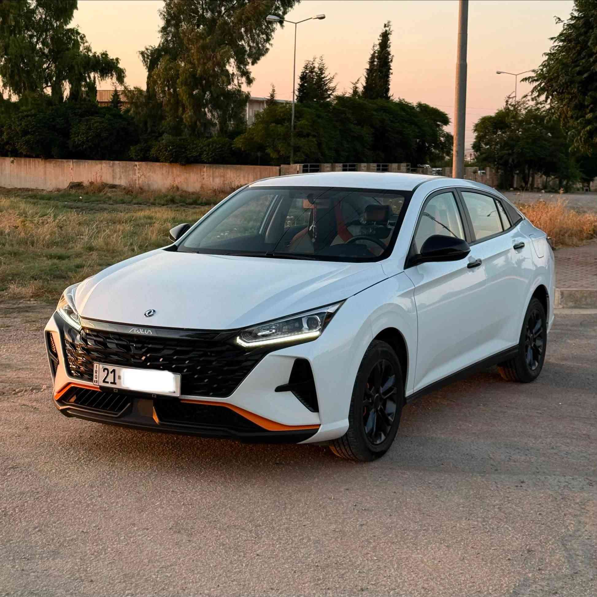 🚘 دونغ فينغ شاين 2025 للبيع🧡
✔️ اللون أبيض لؤلؤي، بدون صبغ.
✔️ دعامة إلى دعامة، المحرك والجير بشرط.
✔️ لم تنفجر الوسائد الهوائية ولم تتعرض لأي حادث.
✔️ محرك 1.5 لتر بدون تيربو.
✔️ الممشى 20,000 كم فقط.
✔️ السنوية، البيئة، الطريق، اللوحة والأرقام الجديدة سارية لغاية 2030.
✔️ جميع الكفالات والضمانات من الشركة ما زالت سارية.
المواصفات:
🔹 ناقل حركة أوتوماتيكي.
🔹 شاشة لمس كبيرة.
🔹 كاميرا خلفية.
🔹 حساسات ركن.
🔹 مقود متعدد الوظائف.
🔹 مكيف أوتوماتيكي ثنائي المناطق.
🔹 Smart Key مع تشغيل وإطفاء بزر (Start/Stop).
🔹 شاشة عدادات رقمية.
🔹 USB، Bluetooth، Apple CarPlay / Android Auto.
🔹 مصابيح LED مع Fog Lights.
🔹 ABS، ESP، Airbags وجميع أنظمة السلامة.
💰 السعر: 112 ورقة قابل للتفاوض.
📞 للاستفسار:
***********
***********
