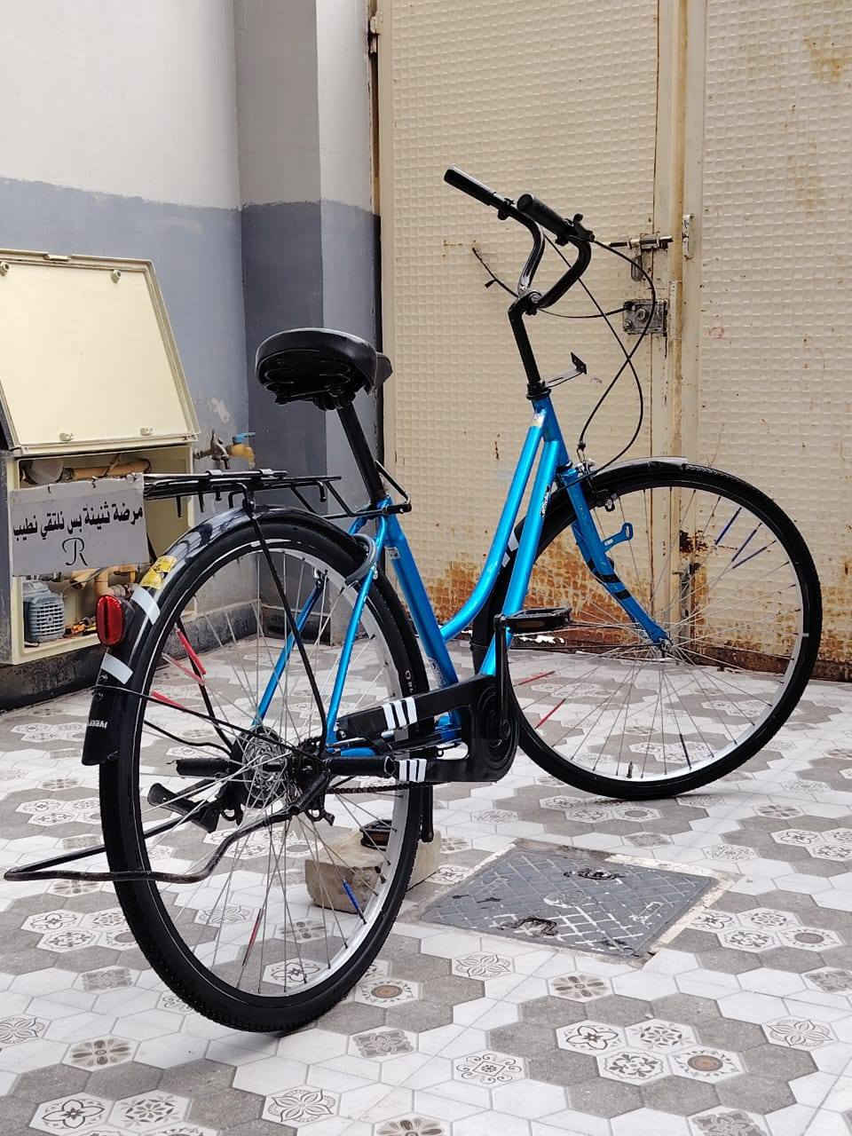 سلام عليكم باسكل للبيع حجم 26 موديل 18 شهر ثامن باسكل نضيف كفاله بيع سعر ب100 وبي مجال  ومروس لعده شي ينزل العلوان بعقوبه فلكه نهوده رقم الهاتف ***********
