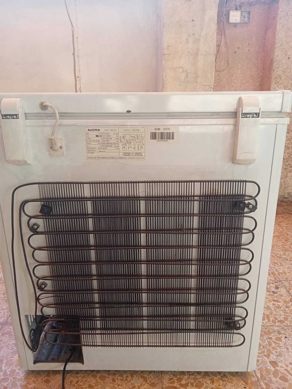 سلام عليكم
مجمدة جداً نضيفه صغيرة للبيع 
***********
