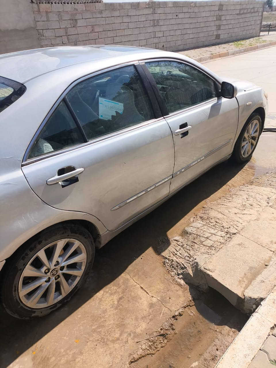 السلام عليكم
للبيع 

كامري خليجي2007 محرك 2400 
مواصفات GLX 
فتحة سقف 
تحكم ستيرن شاشة وكامرة
  كشن كهرباء 
تبريد قطعتين كير ومحرك بالشرط وصدر زين 70 بالمية 

السيارة بدون نواقص خير من الله 
وبالعافية على الياخذها 
 السونار مرفوق ويا الصور بدون اي نقص
رقم سليمانية الدولي سنوية كله جديد الى2028
شرط التحويل والوكاله السيارة باسمي  سعرها مناسب(95)
العنوان / كركوك 
*********** خابر وتدلل
