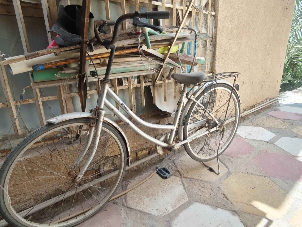 باسكلات واحد حجم 26 واحد 27 س عرهن 40 الف ثنينهن مكاني بين شطره ول غراف عد ال صكبان قرب جامعت شطره موجود خاص واتساب واتصال ‏‪***********
