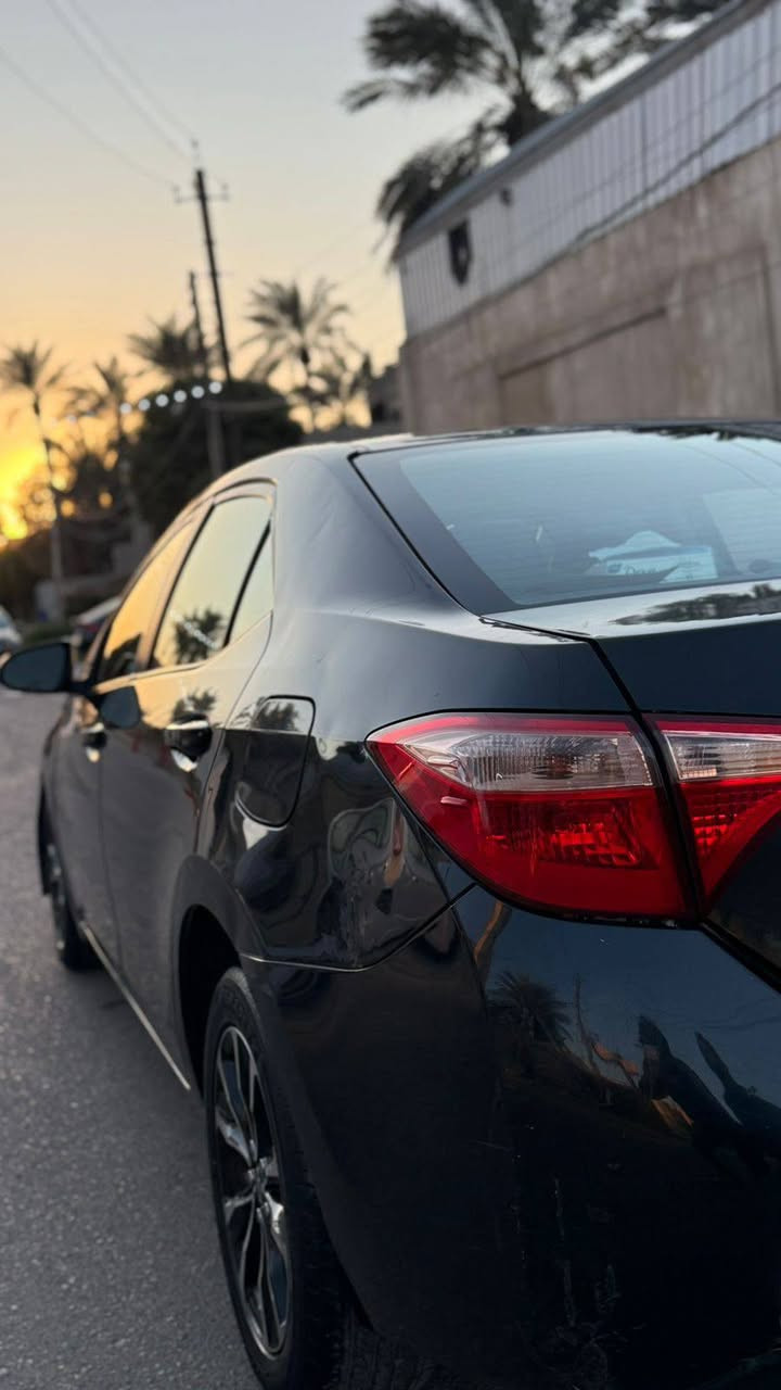 السلام عليكم شباب سياره كورلا 2018 وراد امريكي بيه صبغ 3قطعه وشويه  وبدايت القماره   سياره كلش حلوووه وجاهزه السعر 100وبيه مجال مكاني بغداد حي الجهاد ***********
