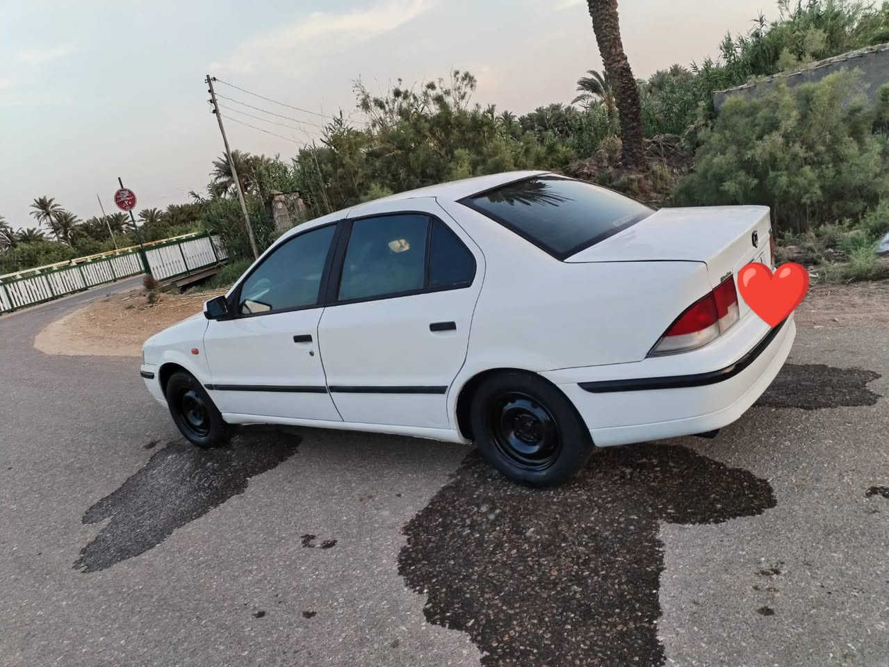 السلام عليكم سمند مديل 9 مكفوله من ضربه وتبديل وصبغ فقط بنيد مصبوغ مكينه وكير كفاله تبريد ثلج رقم نكليزي قادسيه بسمنه  سنويه مجدده 32 هزه جديده تخم تاير جديد حداديه جديده باتري جديد خياس ماكو مراوس حسب القناعه كهربائيات كله شغاله السعر 35 مكان السياره ديوانيه قضاء غماس الاتصال عله رقم ***********
