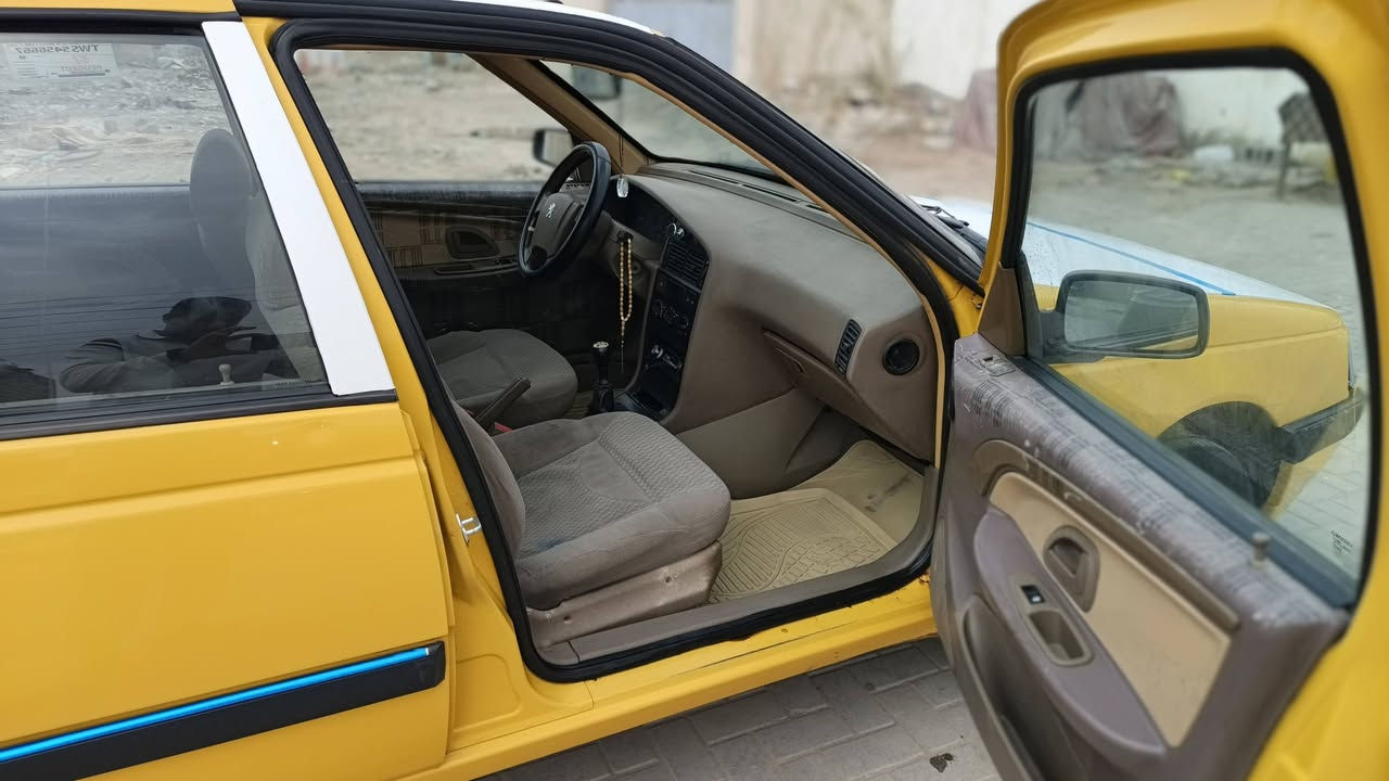 بيجو موديل 2016 بأسمي السياره جاهزه مكينه كير تبريد حداده كهربائيات كل نقص ما بيهه على وضع الشركه السعر 40 قفل هيئه وغرامات تاخذهه مصفره عنواني البصره دور الشرطة ***********
