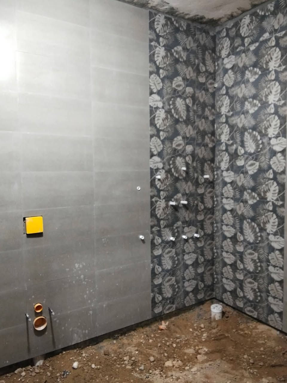 خلفه سيراميك درجه اوله شغل إيراني تتريس جداري ارضي متفرغ حاليآ ***********
