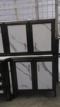 كاونتر للبيع السعر ٣٥٠ وبيها مجال مكاني الحريه الدولعي رقم ***********
