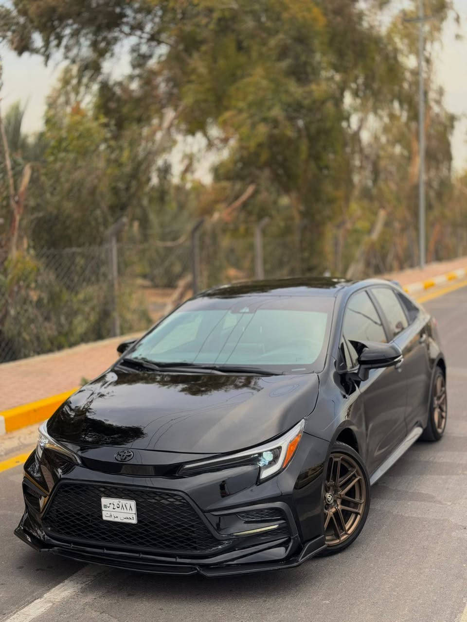 🚗 للبيع — Toyota Corolla SE
محرك 2000 دوش 
( وارد امريكي مو صيني )
✨ الحالة: جديدة جداً
📏 الممشى: 8000 فقط

⚙️ المواصفات:
 • بصمة
 • دخول ذكي
 • رادار أمامي
 • رادار جانبي
 • LED نهاري
 • باك لايت خلفي LED
 • ويلات رياضية
 • نظام صوت JBL
 • شاشة نظام Apple CarPlay
 • Auto Stop (توفير وقود)
 • سايد بريك بصمة (الكتروني)
 • Auto Hold
 • داخلية مطرزة باللون الأحمر

رقم شهداء كربلاء
وكالة عامة باسم المشتري

💰 السعر: 15,800 دولار

📍 مكان السيارة: كربلاء

📞 للاستفسار:
***********
***********

واتساب / wa.me/+9647858008555
