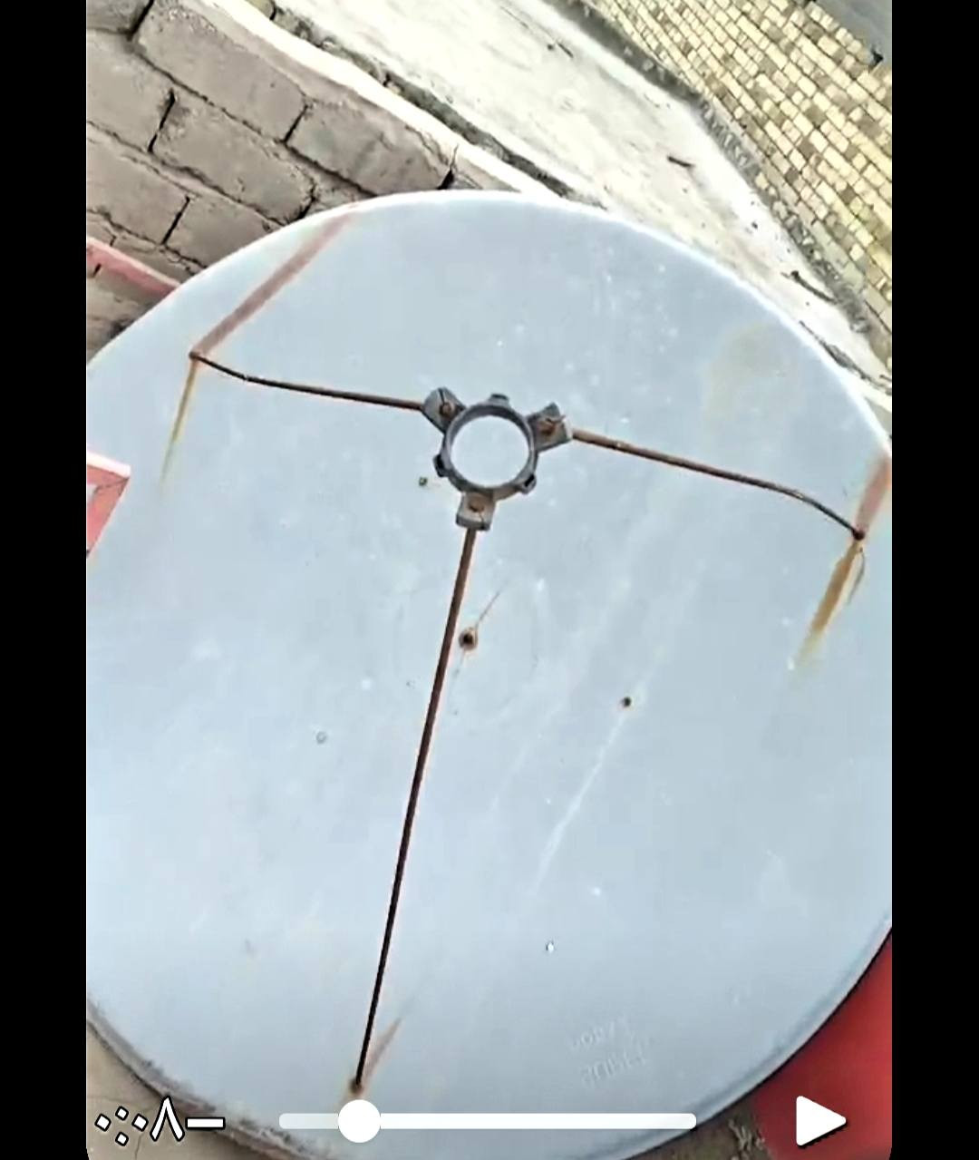 مكلف بالنشر للبيع اطباق ستلايت عدد 2حجم 145كاملات مافي اي نقص نضافه 90%السعر 65بيهن مجال المكان الناصرية الشطره وات ساب ***********
