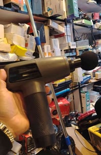 مسدس تدليك • عملاق