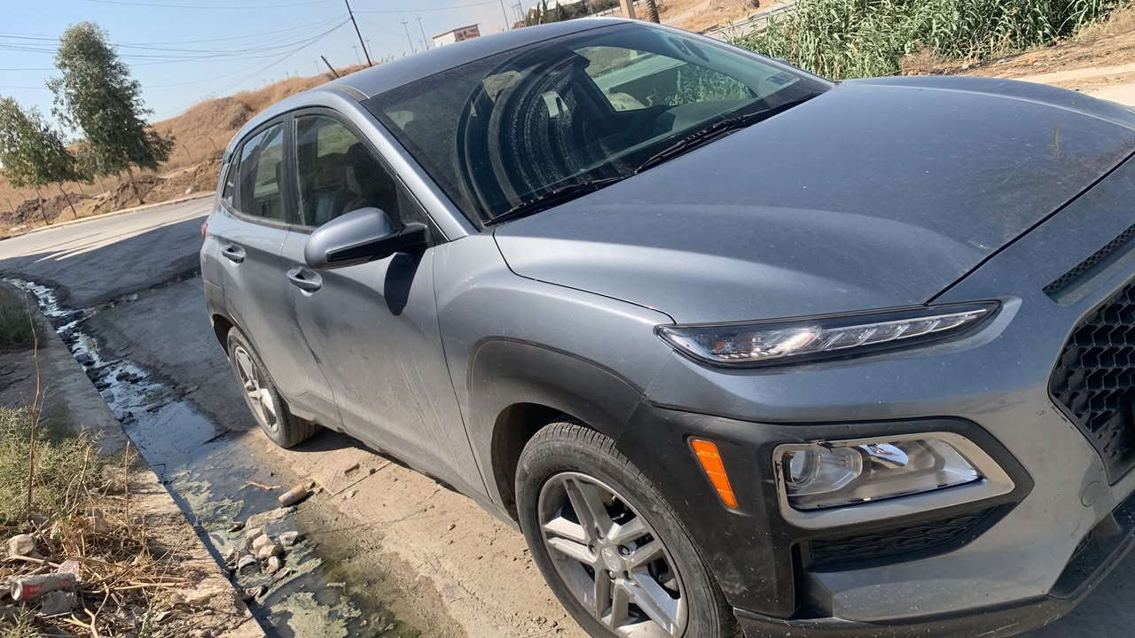 السلام عليكم 
للبيع فقط 
المكان الموصل الايسر 
هونداي كونا 2019 
لون سلفر 
مواصفات نص فول 
ماشيه 74 الف ميل 
صور الضرر موضحه بالمنشور 
كوبون بانزين بيها
*********** 
اتصال فقط
السعر 144 وبيعا مجال للشراي
