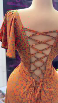 أولفيرا التصميم وخياطه الازياء 👗✂️  للحجز والاستفسار واتساب 0774634278...