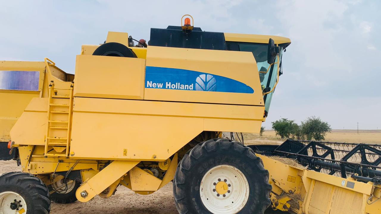 السلام عليكم  حاصده 5بلم هايدرو  دبل درام 2005  رقم اربيل  طبله 17 بلادي  مكفوله ب الشرط الاستفسار  ***********
