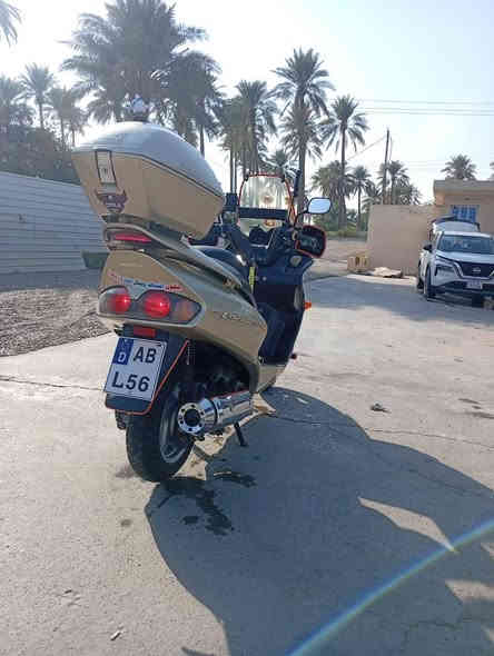 هونده فورزه لبيع 0/6  دراجه نقصهه فقط قبق مال حافضه وقاعده مال الاشاير اماميه كلش بسيطات دراجه مامفتوح برغي بيهه معدلهه ١٦٠. لون ذهبي ارواق بيهه منفيس ورقه معرض موجوده  قفل من الاخير ماتعبك وتعبني ٦٥٠ بيهه مجال حك جيتك مكاني ديالى غالبيه.  رقم ***********
