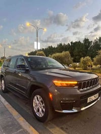 جيب كراند شيروكي وارد امريكي  لمتد L ( شكل جديد ) الموديل : 2022 المحر...