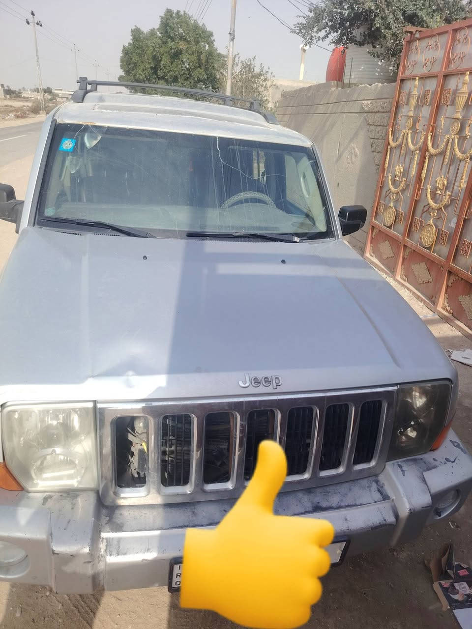 سلام عليكم سياره للبيع مديل 2007 تبريد شغال رقم بصره انگليزي مكينه 2500 تخم تاير جديد سعر 75بيه مجال  عنوان بصرة هارثه مسحب رقم ***********
