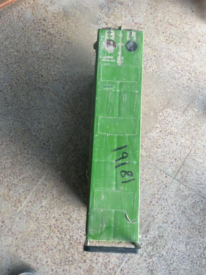 بطارية فاربر الهندية ١٥٠ امبير 
ما فاصحها تشتغل ما تشغل ابيعك ما اعرف ابيعها هيج 

توصيل موجود واتساب***********
