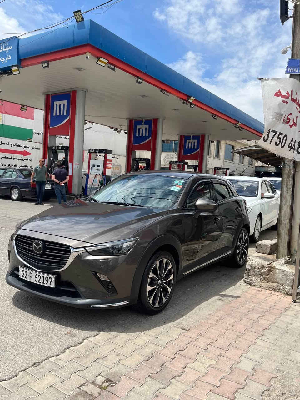 مازدا cx-3 موديل 2019 محرك مرغوب ٢٠ تنفس طبيعي رقم اربيل تحويل وكاله بشرط 
سيارة جاهزه وجديده حالة وكاله 
بدون قطرة صبغ كفاله عامه صفر اربيل خليجي
فول موصفات بصمه رادارت كامره  كشنات تدفئه سكان تدفئه تحكم سكان شفتات سبورت داته شو يدات بصمه مري شفط اوتو ستوب  تحديد مسار لايتات Led ليلي بگلايت لد ويل كبير  مبيه  اي نقص سياره تخبل تايرات جديد سعرها مناسب جدا 129 بيها مجال قليل  
ماشيه 72الف حقيقي سياره كلش نضيفه 
مكان سياره( اربيل )
*********** بي واتساب أربيل, العراق
