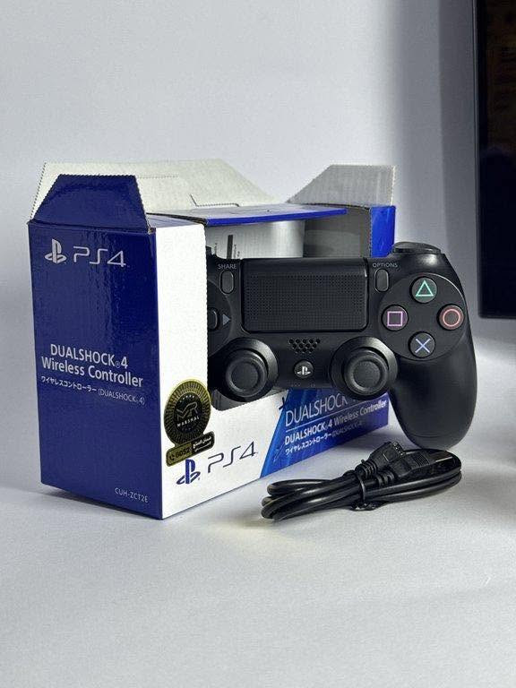 لحضه

يد تحكم لاسلكية PS4 DualShock 4

استمتع بتجربة لعب مريحة ودقيقة مع يد تحكم DualShock 4 المتوافقة مع جهاز PlayStation 4. تتميز بتصميم مريح، أزرار استجابة سريعة، وعصاتي تحكم تناظريتين تمنحان تحكماً سلساً أثناء اللعب.

المميزات:

اتصال لاسلكي عبر البلوتوث.
لوحة لمس (Touch Pad) مدمجة.
أزرار SHARE و OPTIONS.
مكبر صوت مدمج.
بطارية قابلة لإعادة الشحن.
منفذ Micro USB للشحن.
تصميم مريح للاستخدام لفترات طويلة.
متوافقة مع أجهزة PS4 وبعض أجهزة الكمبيوتر.

محتويات العلبة:

يد تحكم لاسلكية DualShock 4.
كيبل شحن USB.
علبة المنتج.

السعر 25000واصل


**إذا كنت صاحب هذا الإعلان وتريد حذفه لأي سبب، رجاءا أرسل رسالة إلى الدعم الفني**