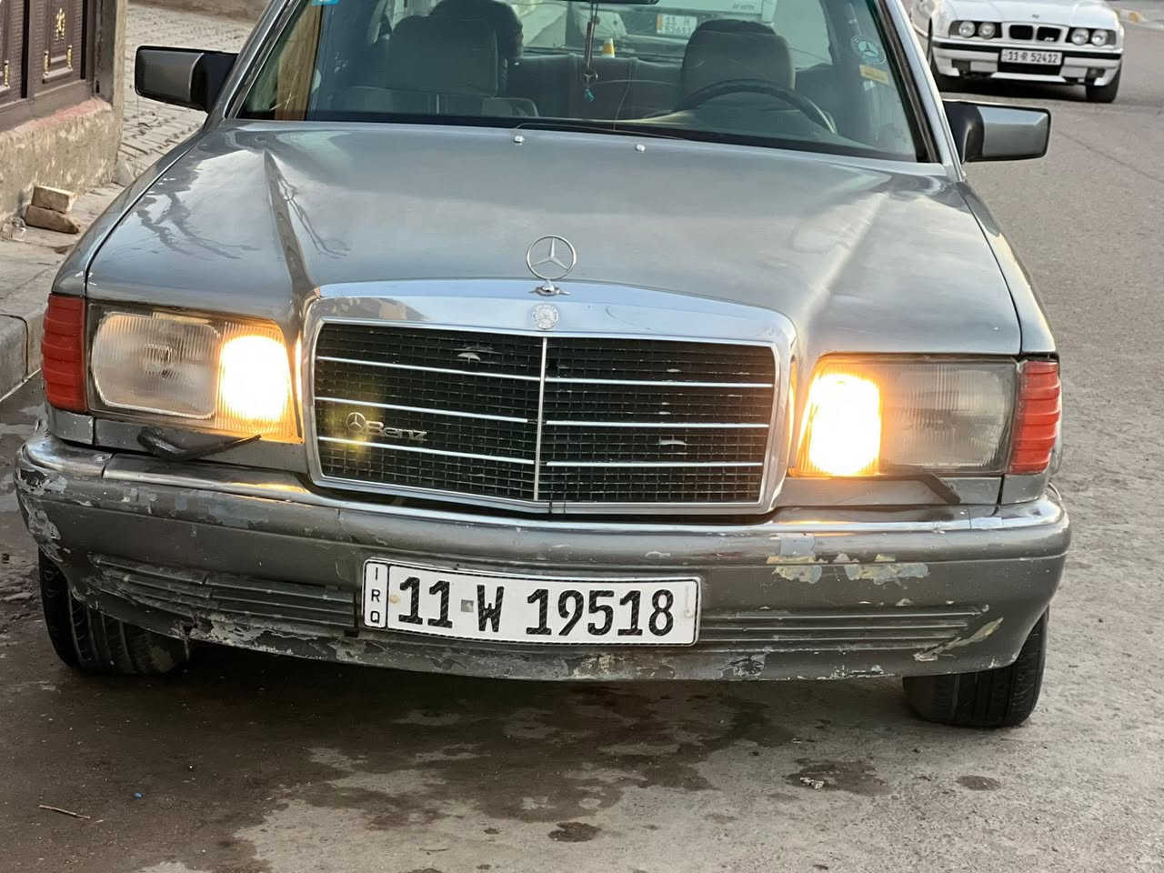 السلام عليكم مارسدس للبيع موديل ١٩٨٧
رقم بغداد جديد مكينه في في تي جدد تبريد ثلج 
كهربائيات كلها شغاله فتحت القامه شغاله طكتين 
بيها جراد لاخياسات ولا ضربه يراد فقط صبغ 
تخم تاير 
 مكاني بغداد الحسينيه مال راشديه 
 سعرها ٤٨وبيها مجال 
***********
***********
