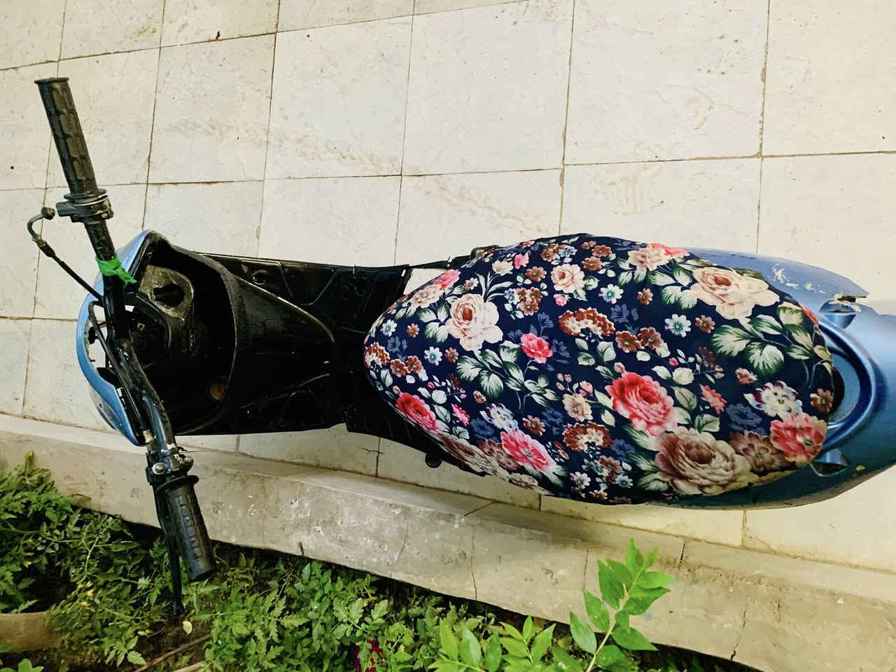 سلام عليكم دراجه للبيع 
9زروف الدراجه هندر واحد تشتغل خير من الله 
مكينه ١٠٠
السعر خاص مكان نجف عباسيه 
الشراي ينتصل.***********
