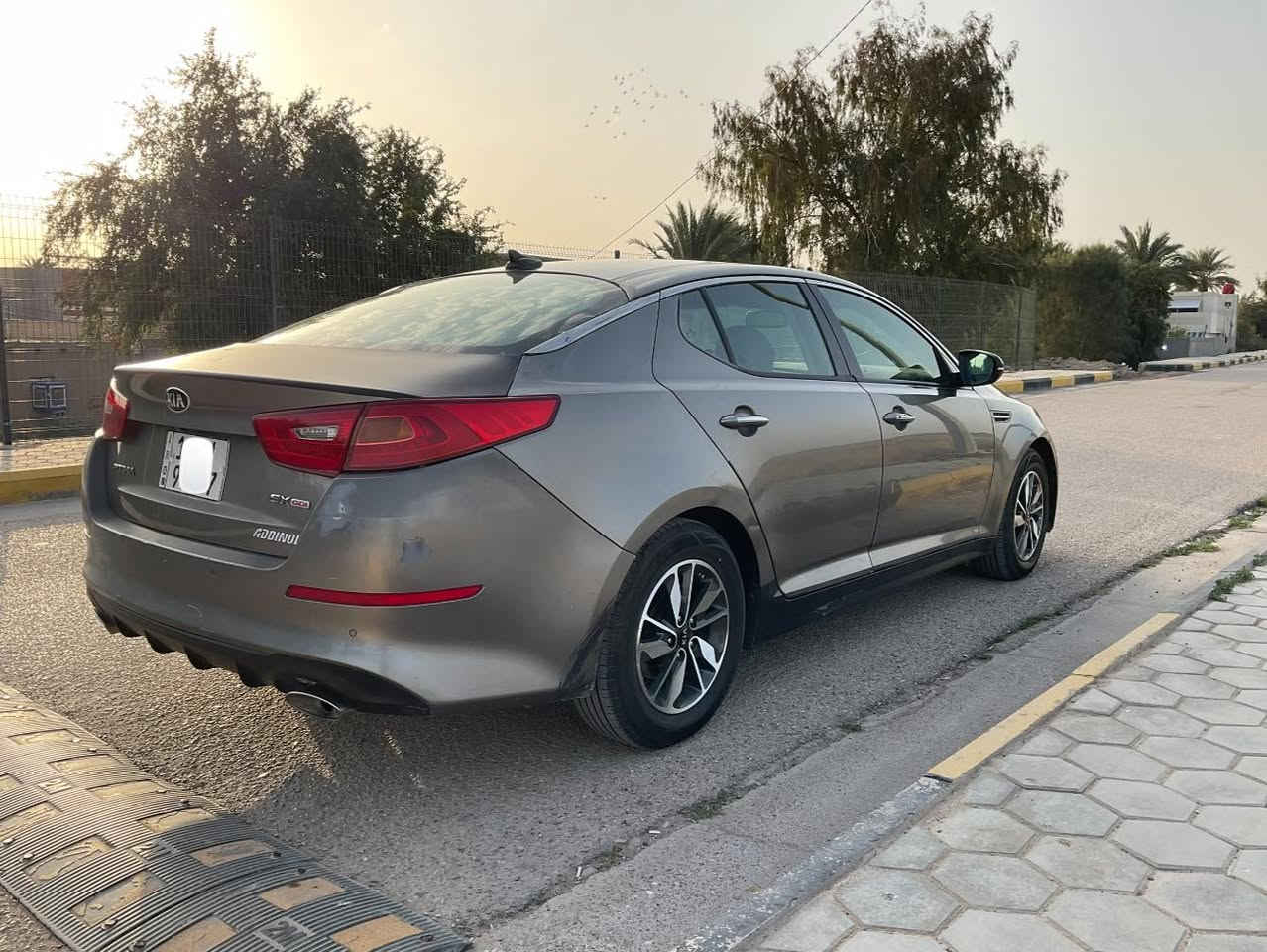 كيا اوبتما ٢٠١٤ شكل ٢٠١٥
كيا اوبتما ٢٠١٤
 وارد أمريكي 
محرك 2400 gdi
فئة ex فول مواصفات
فتحة بانوراما 
حساسات خلفية وكاميرا خلفيه
حساس النقطة العمياء
تدفئه وتبريد للكشنات الأمامية 
تدفئه كشنات خلفية
تدفئة مقود
تبريد قطعتين شغال
كشنات أمامية كهربائية مع ذاكرتين لكشن السايق.
مرايات شفط.
مثبت سرعة.
تخم ويل كب جديد
تخم تايرات جديد نوعية جيدة
حادثها جنطة
جاملغ امامي ايمن مبدل
سنوية جديدة وهزة جديدة
موبايل ***********
السعر ١٢٤
