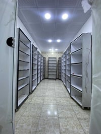 للبيع 11 فاترينه mdf كاملات وجاهزات               07824365849