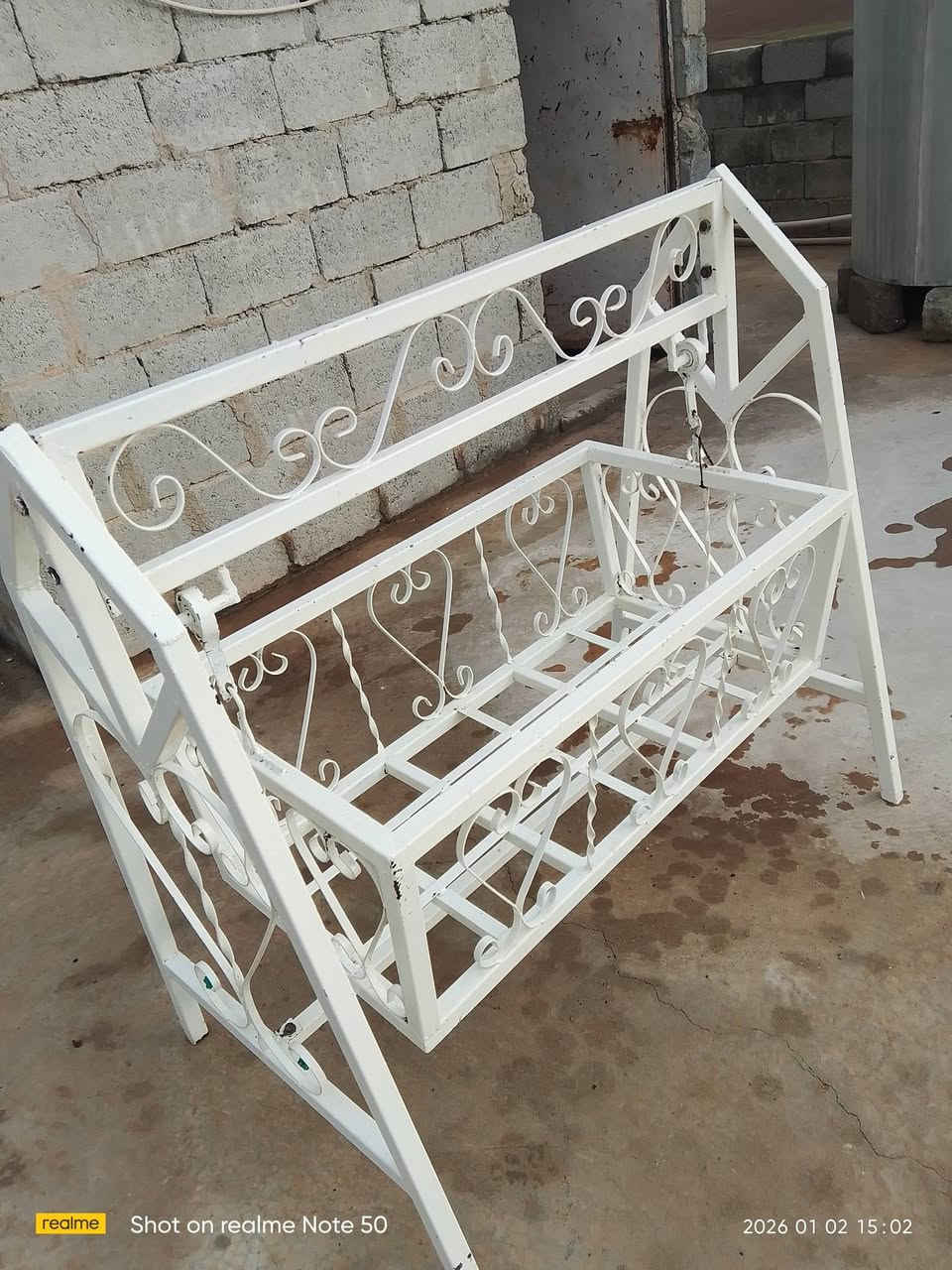 للبيع نضيف وثقيل مستعمل قليل السعر 100 قفلها رقم الموبايل ***********
