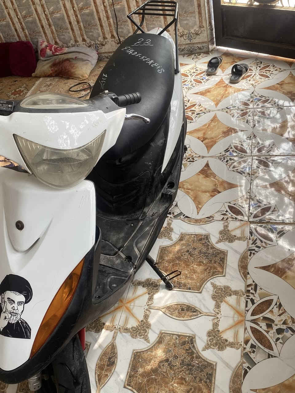 للبيع دراجه ماكس بوشه ٤٩دراجه خير من الله نكره بيه ضفيره جديده وتايرات جدد دراجه بيه نقوصات بسيطه سلف وكلوبات الماميه مثل ما موضح بل صوره سعره ٥٥٠ وبيه مجال بسيط  رقمي ***********
