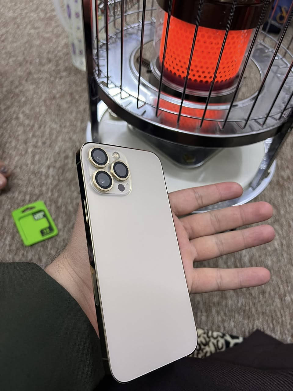 ايفون 13 برو ماكس
ذاكرا 256 

بطاريه 87 بلادي 

نموذج M

تك سيم 

شرط ما مفتوح ((ضد الماء))

جهاز شرط وضمان تاخذه

السعر 660 بيها مجال قليل 

‏‪***********

‏‪***********‬‏
