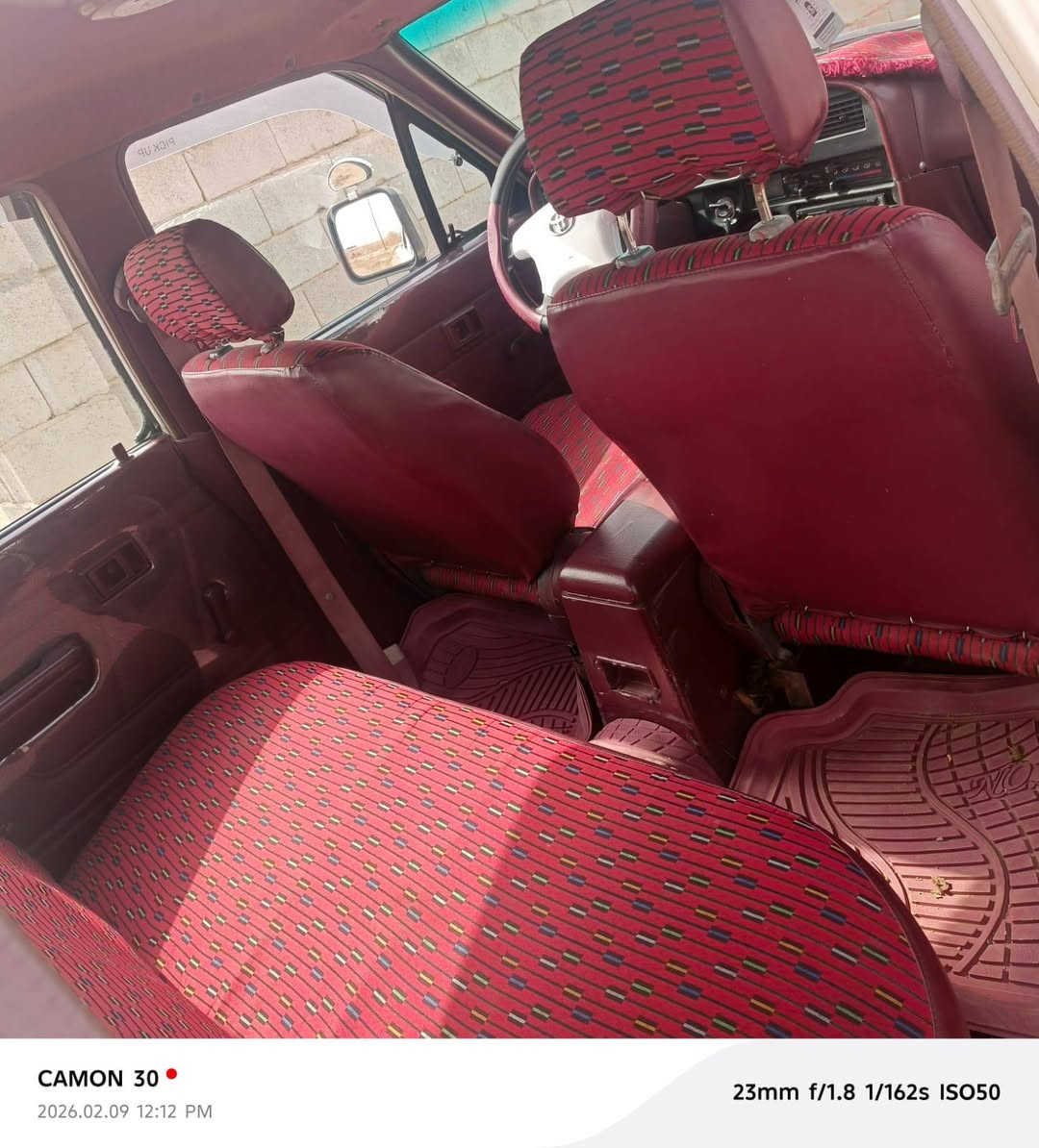 السلام عليكم للبيع دير 2006 رقم واسط 
سياره صبغ عام مكفوله من ضربه محرك كابريته محرك وكير كفاله صدر جديد تايرات جدد دوشمه جديد  المكان واسط العزيزيه  الاستفسار ***********
